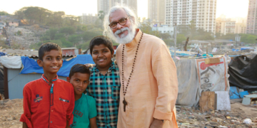 At the Bridge of Hope center, Yohannan met a young girl in the Mumbai slums who lost both parents to tuberculosis & is cared for by her widowed grandmother.