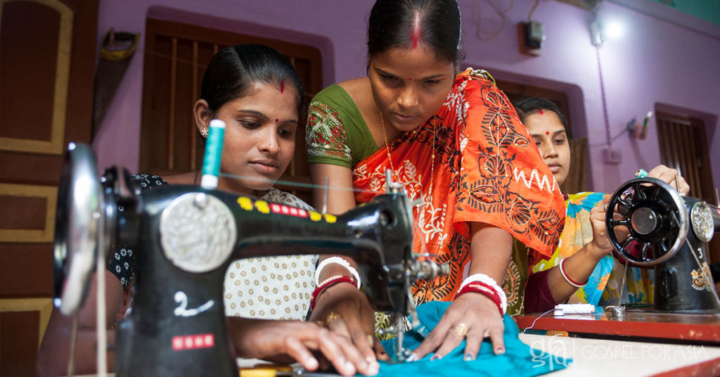 Gospel for Asia (GFA) – Discussing the life of Jinsy who, like millions of women are searching for a way they can escape poverty. In desperation, many turn to manual labor. This is Jinsy's story, and that of a sewing machine.