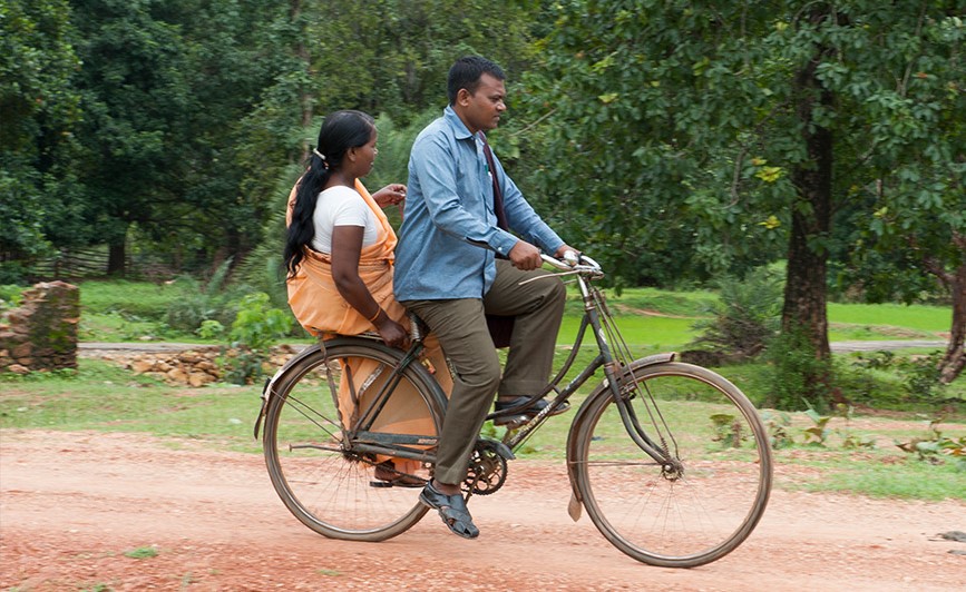 Roshan didn’t always have a bicycle or ministry in any of these villages. Just a few years earlier, his relationship with Christ was anything but exemplary