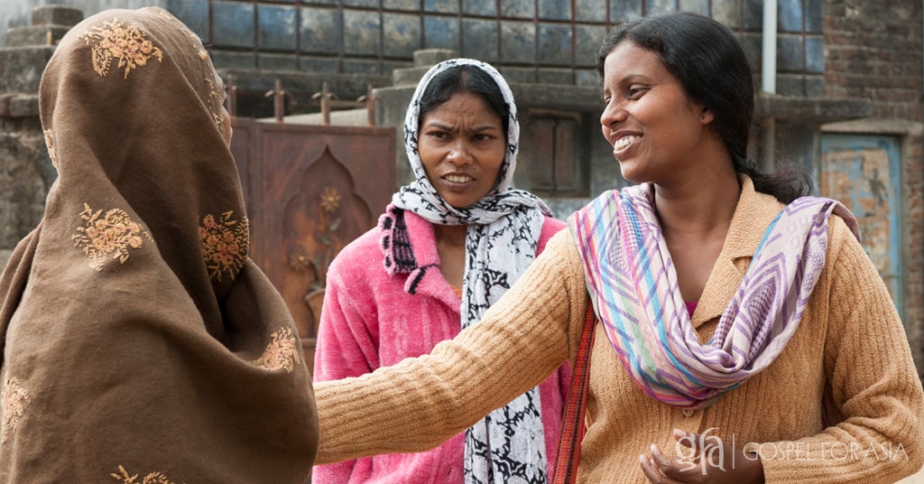 Discussing Ranjini, a widow afflicted with leprosy, impoverished and alone, and the Gospel for Asia-supported workers who show God's love and care.