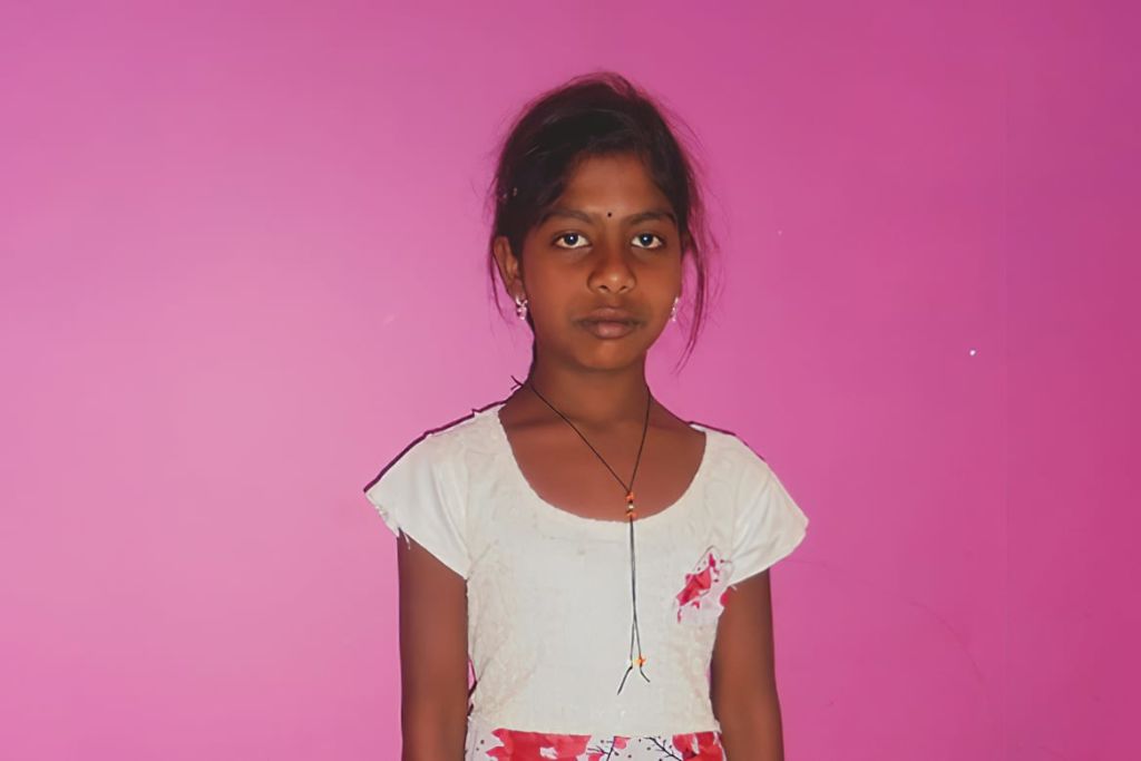One day while they chatted together, Nandini shared an interesting story she had just learned at a local Vacation Bible School program. It piqued Saloni’s curiosity, and the young girl quickly expressed interest in attending VBS too.