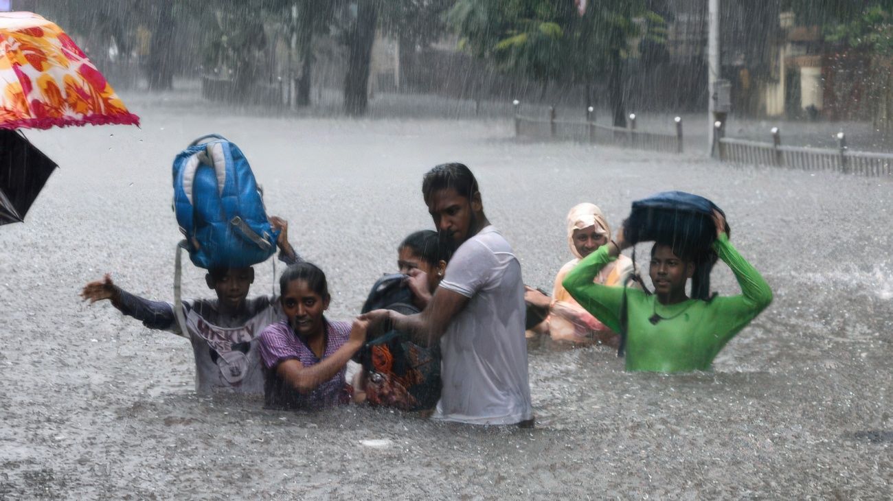 South Asia Storms: Sri Lanka Church Disaster Relief Teams Rush